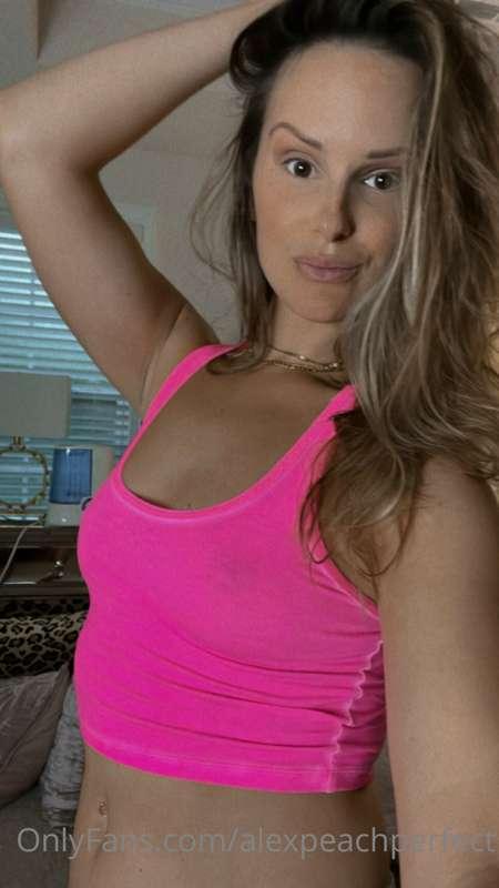 Goodnight! Love you all! Thanks for all the love, support, a..