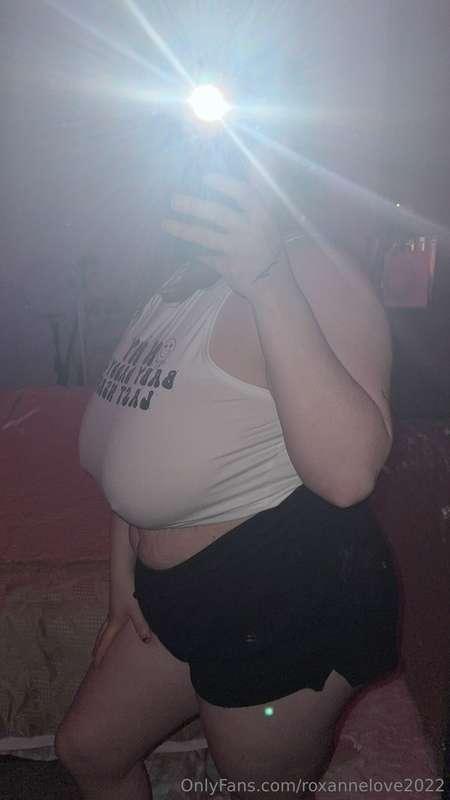 roxannelove2022 image #0