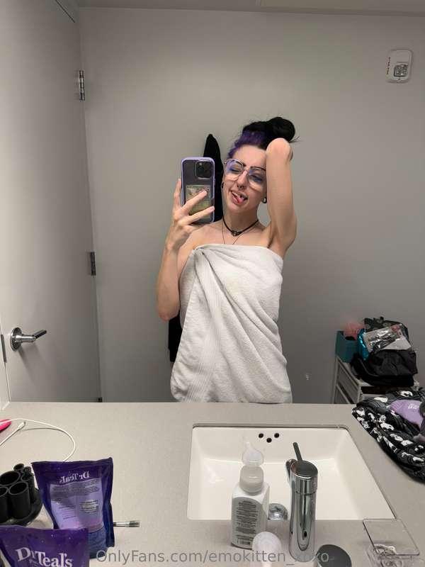 Want me dripping just for you? Show me how much you want it💸..