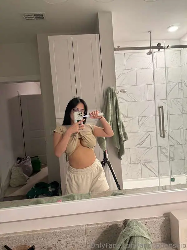 is my tummy cute 