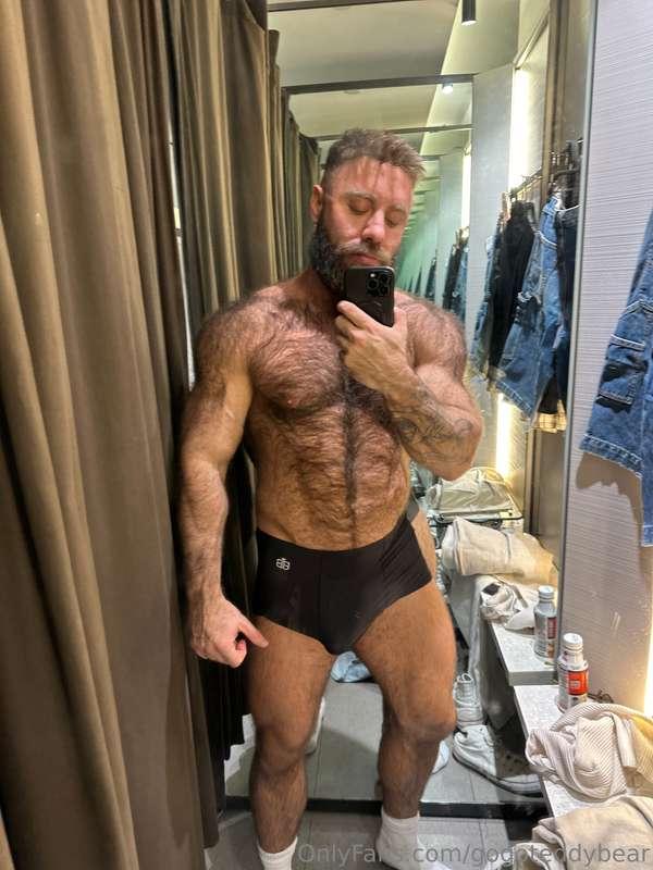 Are you like me and you get horny when in a public fitting r..