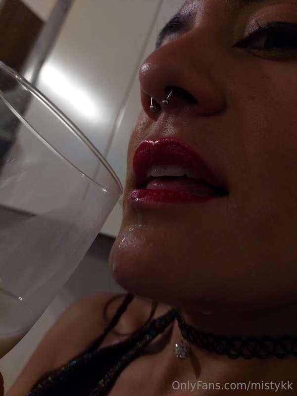 I'll drain your balls, all the time! To have my warm queen's..