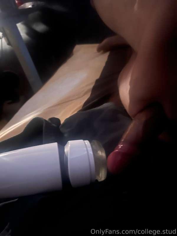 Looking for real hole 💦🕳️