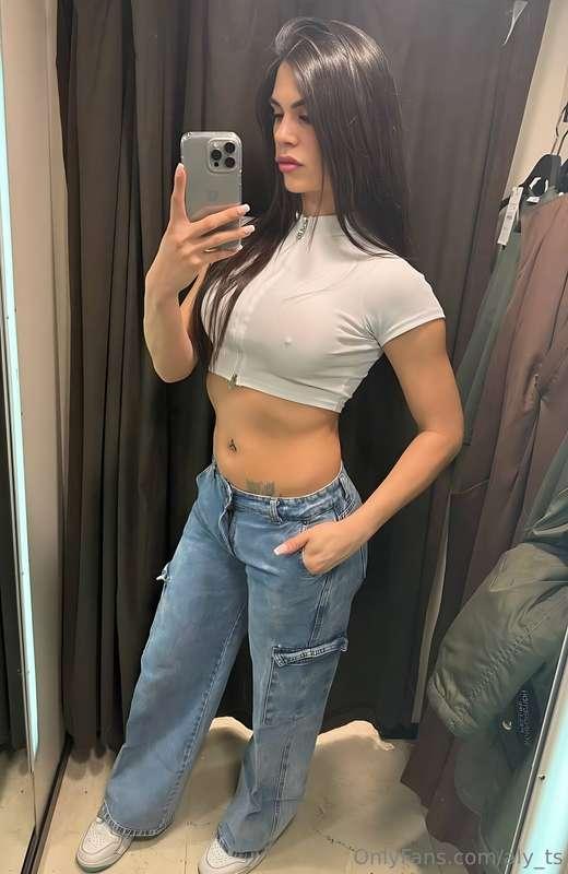 Somewhere between silk and lace… I can’t decide what to wear..