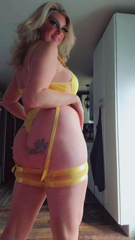 erotiqued image #3