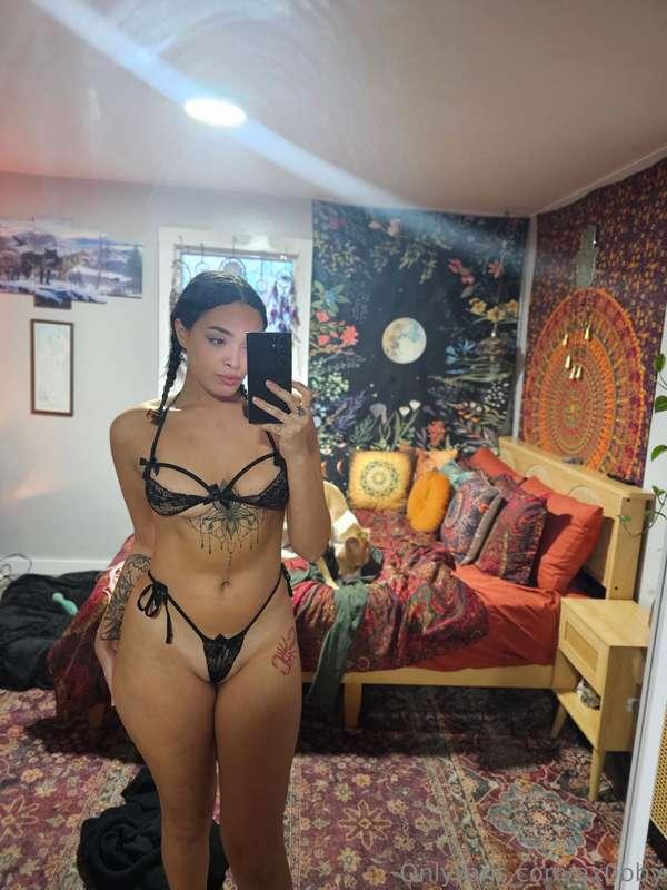 Thicker than a snicker