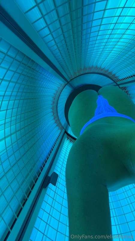 Fuck me in the sunbeds ?