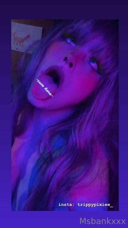 #ad
Brat looking for some spicy custom content😋🖤
- 🍆 ratings..
