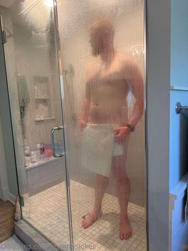 Shower time anyone?🥵