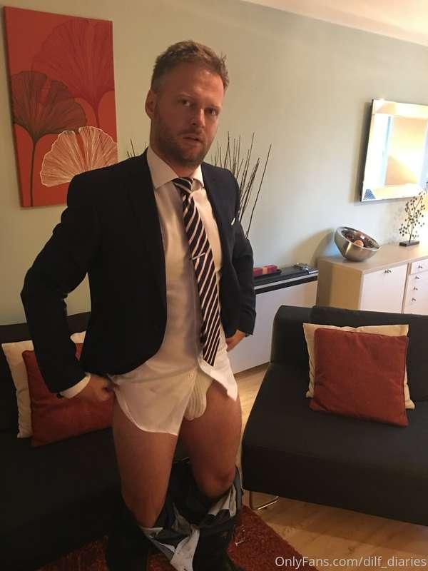 Garters, jockstrap and sheers photoshoot 👌