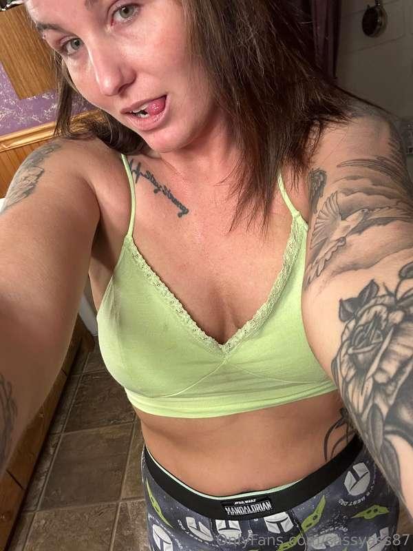 sassyass87 image #1