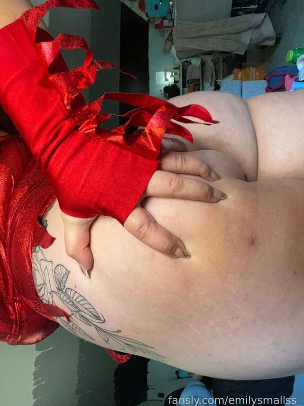 emilysmallss_ image #0