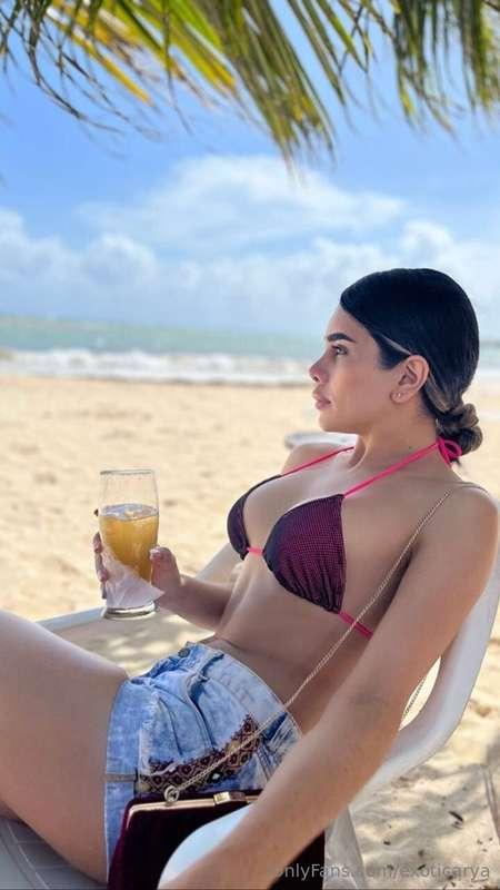 do you like my outfit or what's underneath? 😏