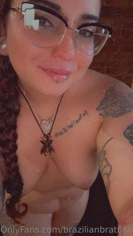 Happy Wednesday ✨ the week is almost over 🥰enjoy my tits