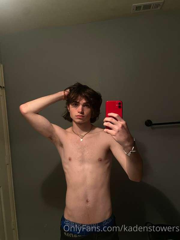 Comment below what you wanna see more of 😏 don’t be shy 😜