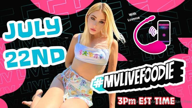 Come play with me live tmrw !