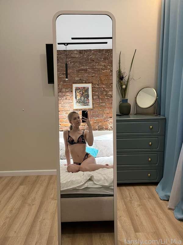lil_mia image #1
