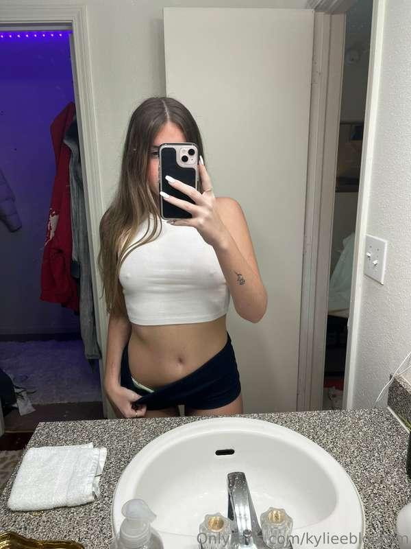 kinda wanna take these off
