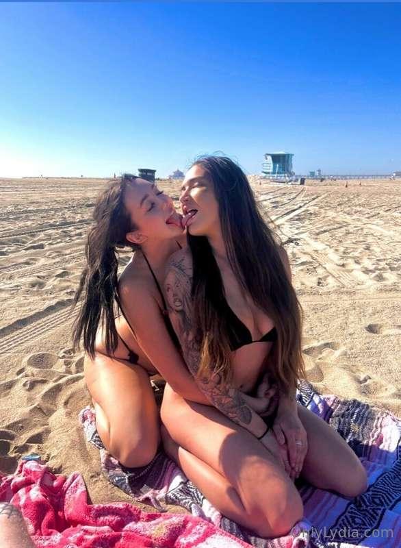 beach with my bestie 💕 @starlightxo18  *tip $15 for a video ..