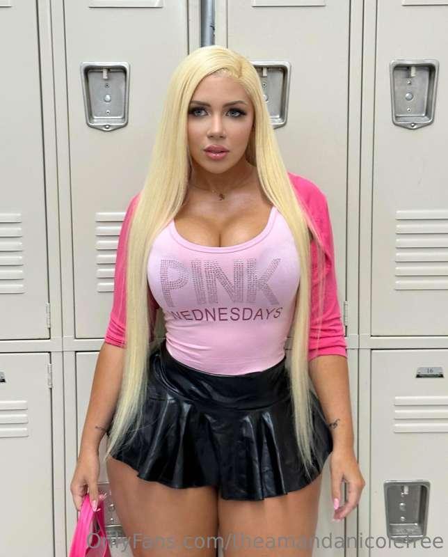 I'm waiting for you right now on my VIP 😈