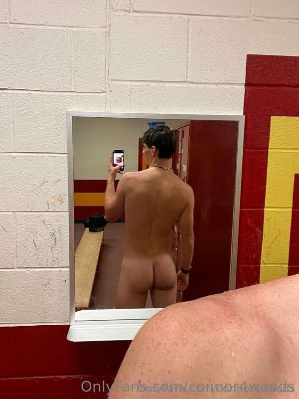 connor4woods image #0