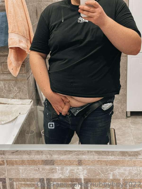 Who wants to suck him off ?🍆💦