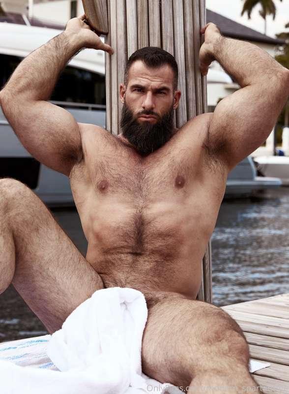 You snatch it, you suck it. Deal?😈

Towel Tuesday shot by @k..