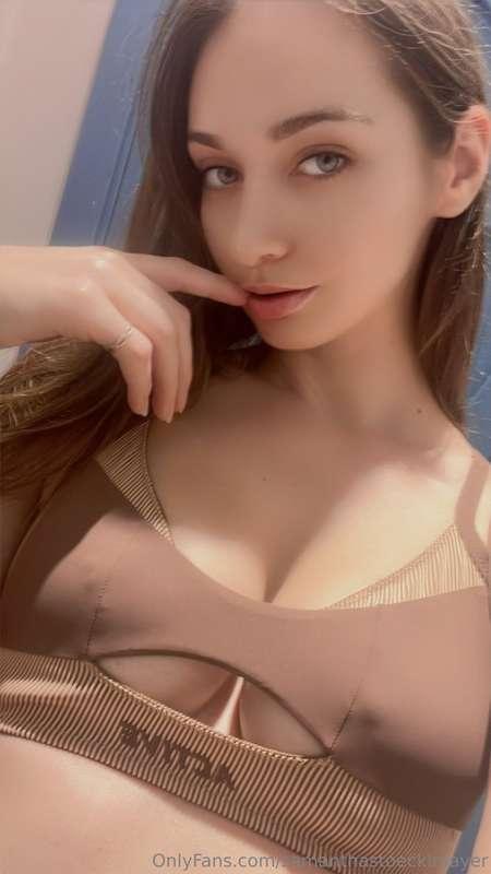 samanthastoecklmayer image #1