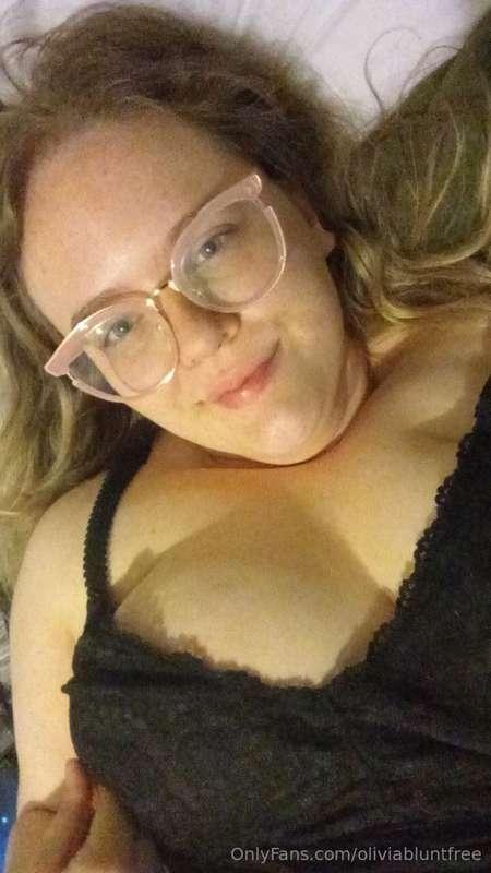 Would u be okay with me sending u selfies like this at work?