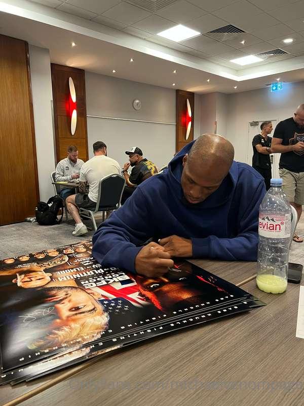 michaelvenompage image #0