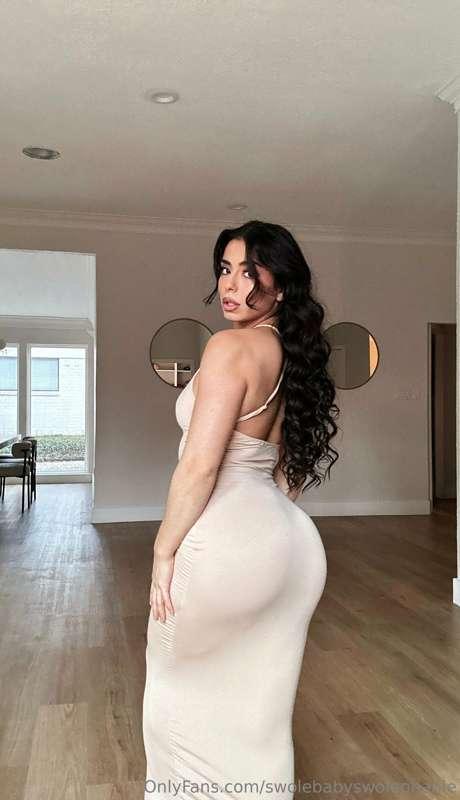 How good does my ass look in these dresss 😛