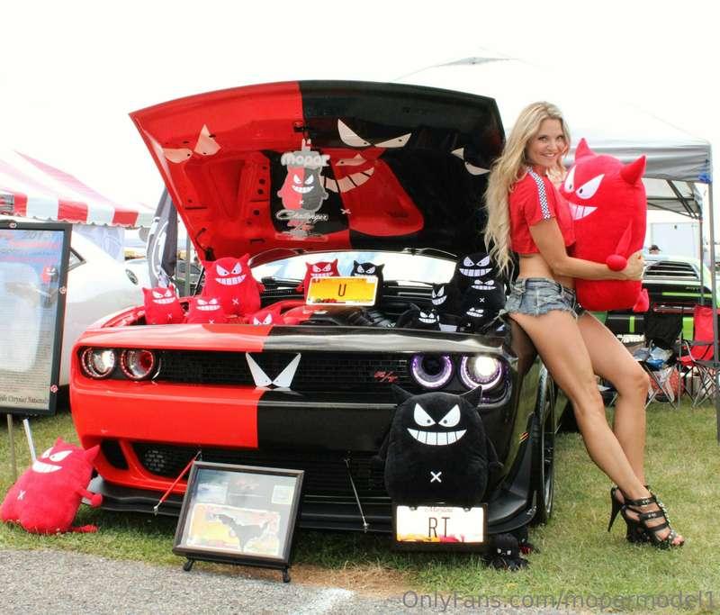 Mopar Monday