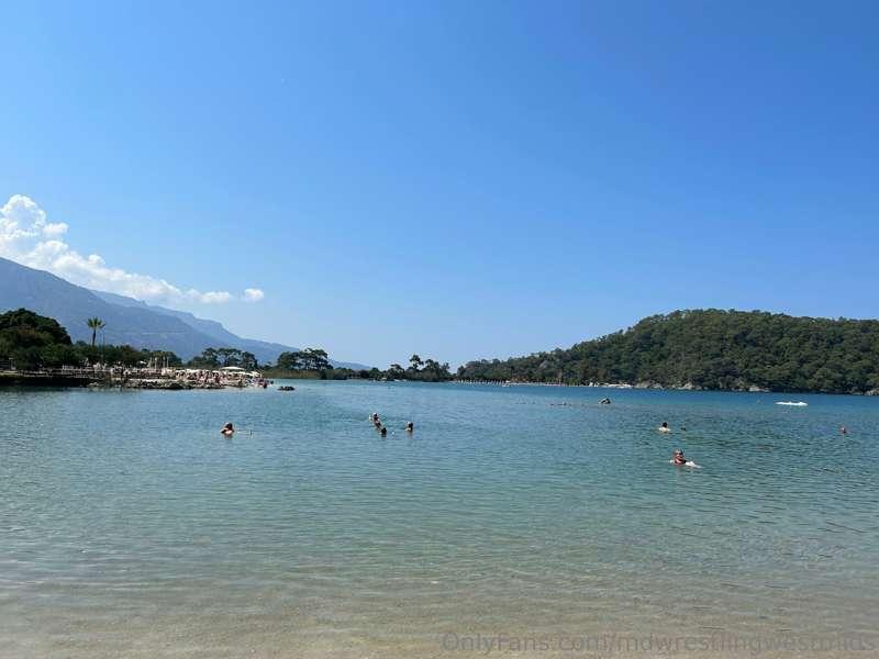 Good afternoon from Turkey my filthy fans!!! Seeing some ama..