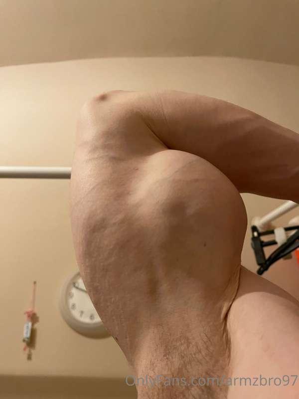 armzbro97 main image