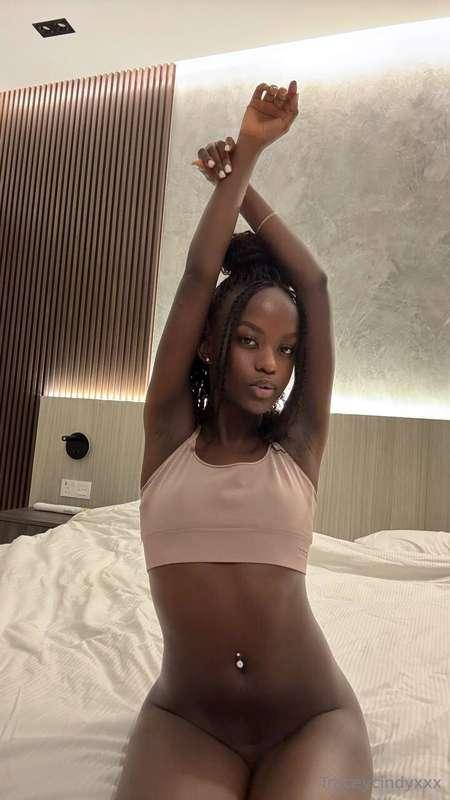 Got some time to play with me? Come play 😈🎀