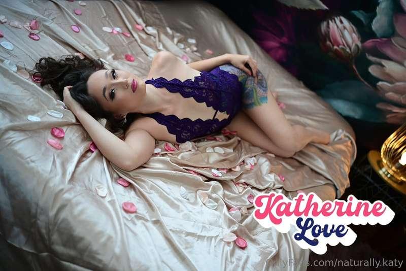 It's officially happening! My brand new VIP page is launched..