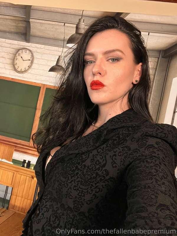 👩‍🏫 Class dismissed. Not you though. We need to talk 