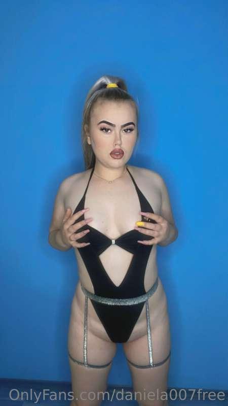 https://onlyfans.com/daniela_007