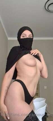 MUSLIM NAUGHTY GIRL🧕🏻🔥
FREE SUBSCRIPTION🥵
VERY big ass😏
@dil..