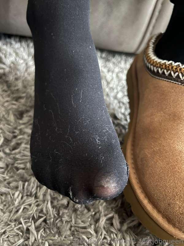 mrs_footjobqueen image #11