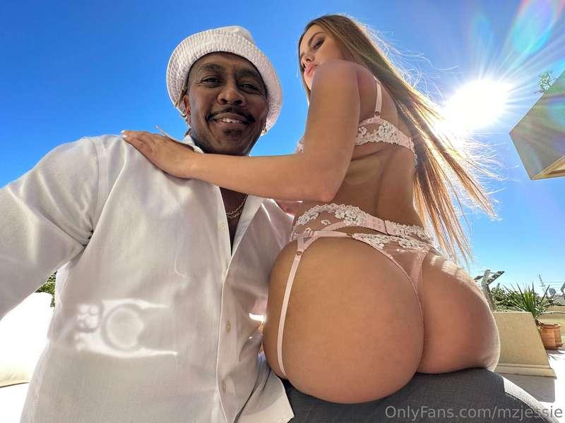 Ask and you shall receive. Incoming round 2 with 👑  @dreddxx..