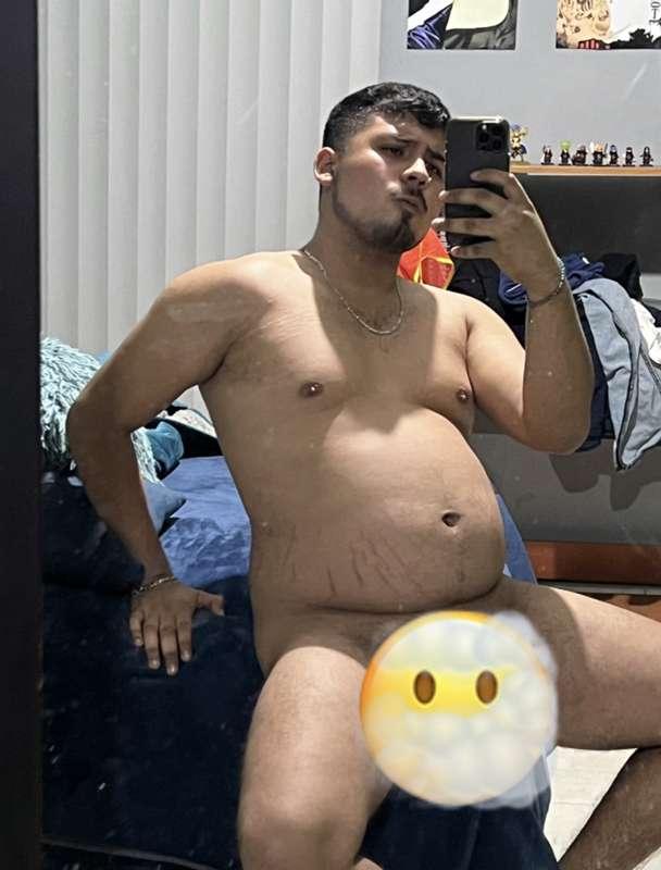 I look fucking pregnant 🫃 🙊