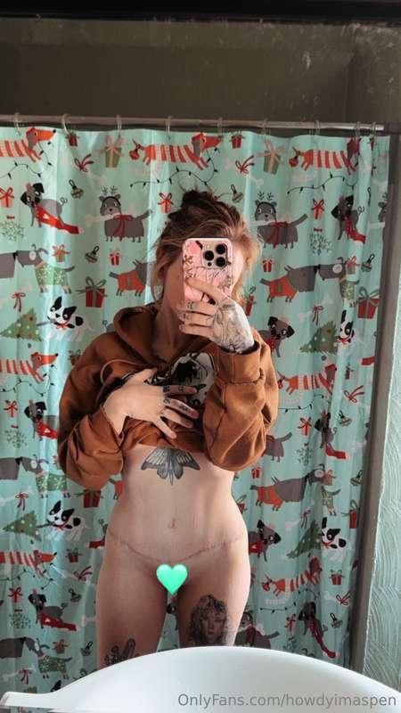 Swipe to the end for an up close 🐱/🍑 pic 💦 