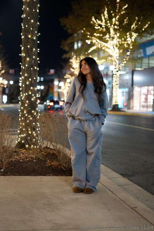 The night air feels so good 🥰❤️‍🔥