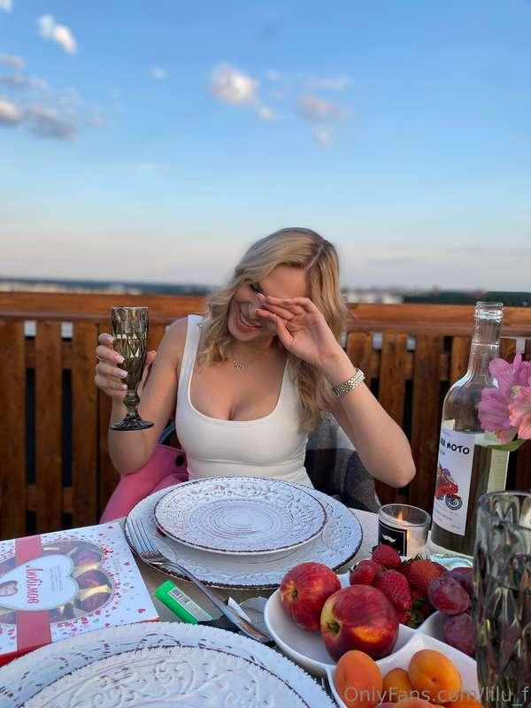 Evening, delicious fruits and a good mood - in my opinion, t..