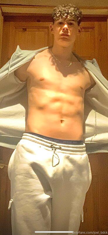 Any custom content you want me to make for you just let me k..