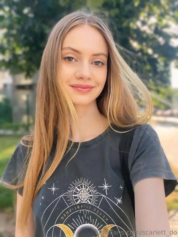 straightened my hair today, what do you think?😊
