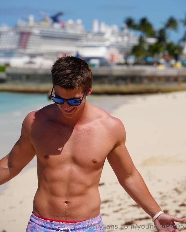 Need another vacation asap! Who’s cuming??