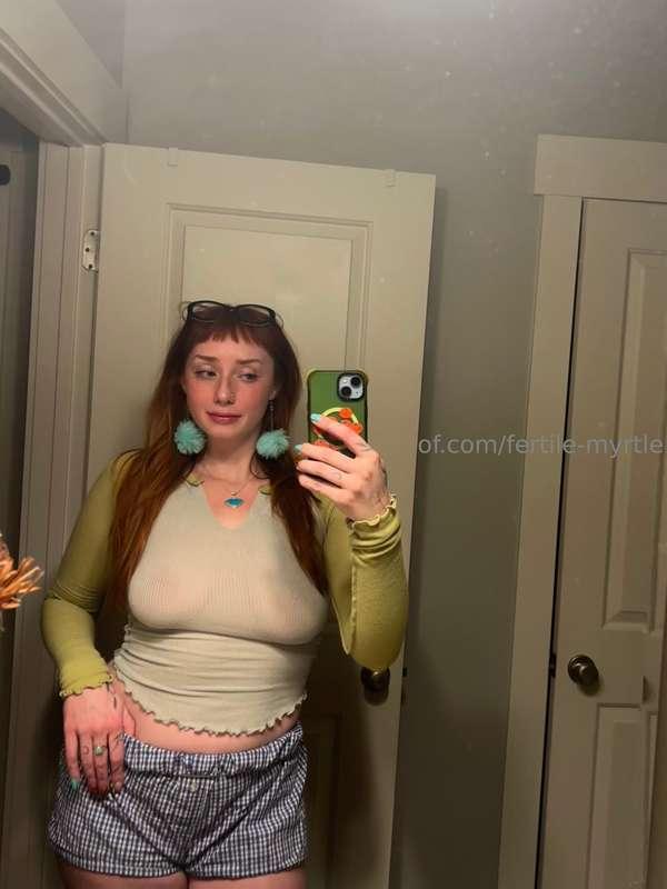 people always say they like this shirt on me 💞