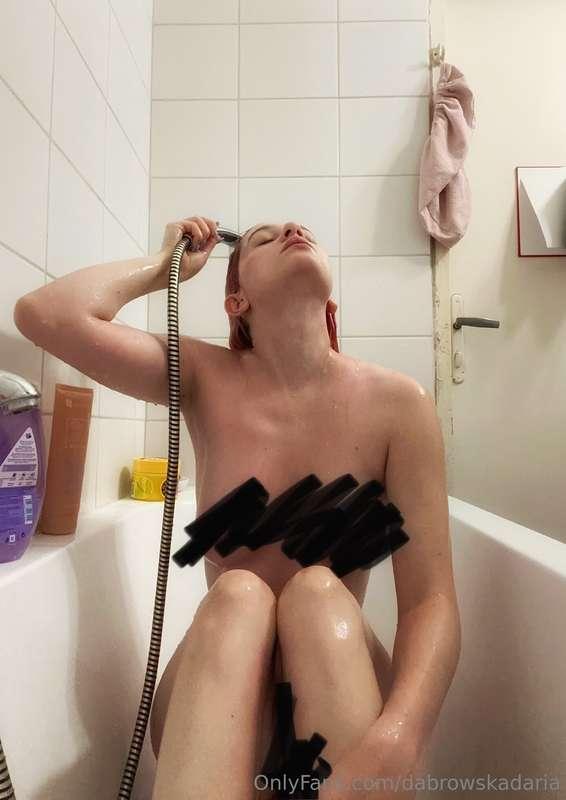 Who would like to see new showering video? 😍